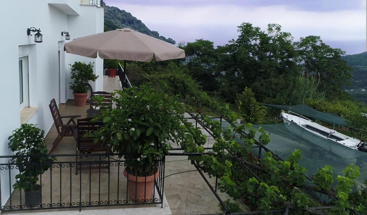 D & K Guest House Makrirrakhi ภายนอก รูปภาพ
